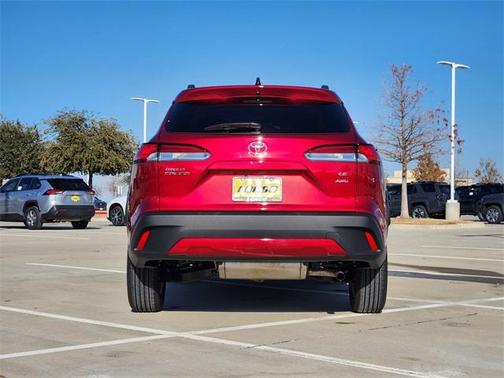 2025 Toyota Corolla Cross LE