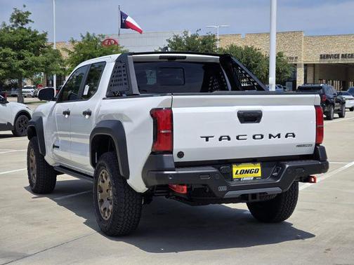 Ice Cap 2026 Toyota Tacoma Hybrid Trailhunter