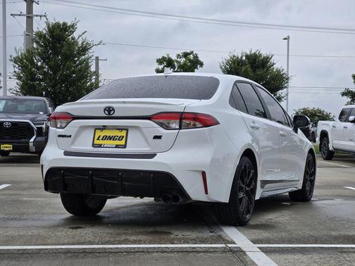White 2024 Toyota Corolla SE