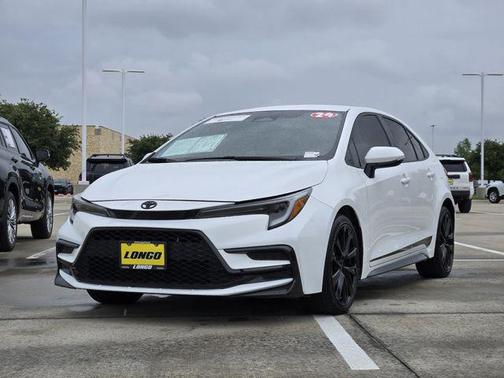 White 2024 Toyota Corolla SE