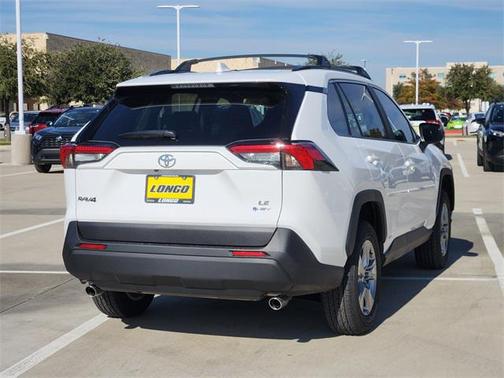 2025 Toyota RAV4 Hybrid LE