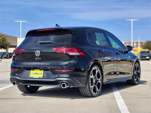 2025 Volkswagen Golf GTI 2.0T S DSG