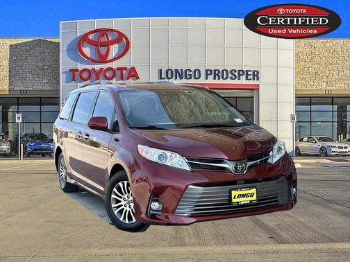 2019 Toyota Sienna XLE