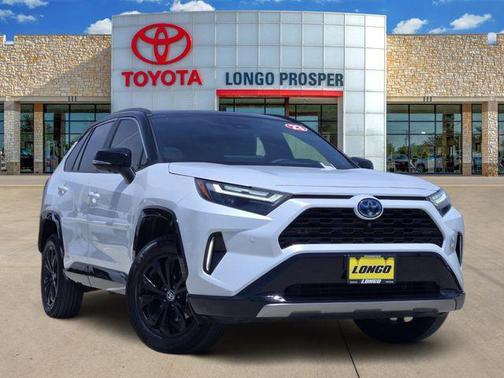 Wind Chill Pearl/Midnight Black Metallic 2023 Toyota RAV4 Hybrid SE