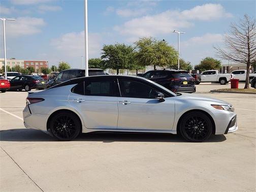 Celestial Silver Metallic/Midnight Black Metallic 2023 Toyota Camry XSE