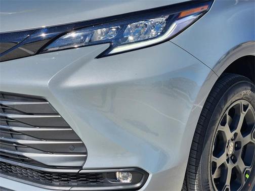 2026 Toyota Sienna Woodland Edition