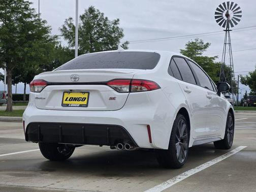 Ice Cap 2026 Toyota Corolla SE