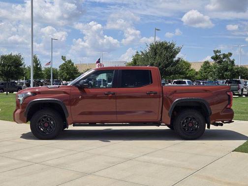 Terra 2024 Toyota Tundra Hybrid TRD Pro