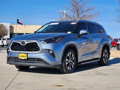 2022 Toyota Highlander XLE