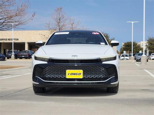 2024 Toyota Crown Limited