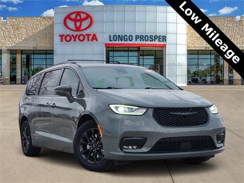 2021 Chrysler Pacifica Touring