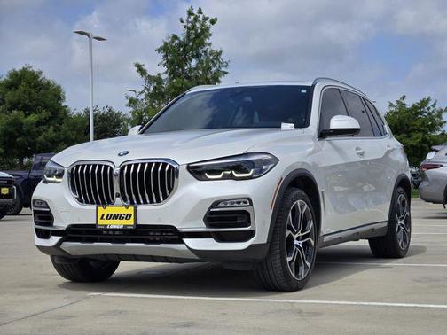 Mineral White Metallic 2021 BMW X5 sDrive40i