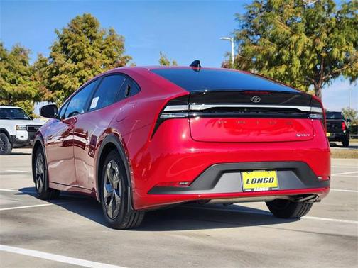 2026 Toyota Prius Plug-In Hybrid SE