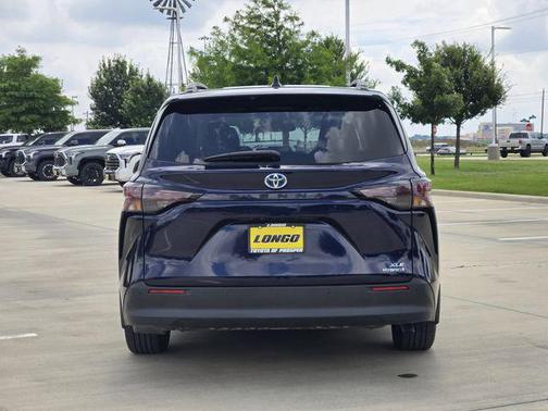 Blueprint 2023 Toyota Sienna XLE