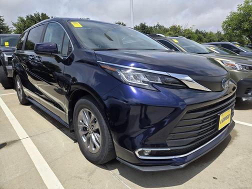 Blueprint 2023 Toyota Sienna XLE
