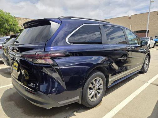 Blueprint 2023 Toyota Sienna XLE