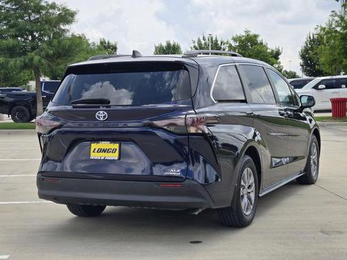 Blueprint 2023 Toyota Sienna XLE