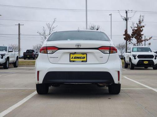 Ice 2024 Toyota Corolla LE