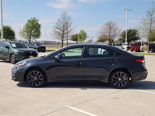 Underground 2025 Toyota Corolla SE