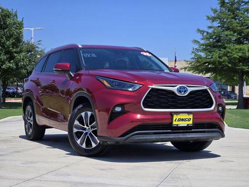 Ruby Flare Pearl 2022 Toyota Highlander Hybrid XLE