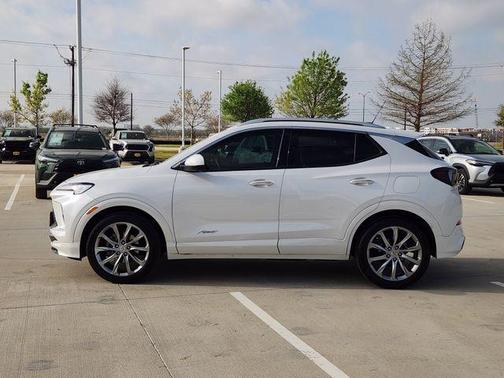 White Frost Tricoat 2024 Buick Encore GX Avenir