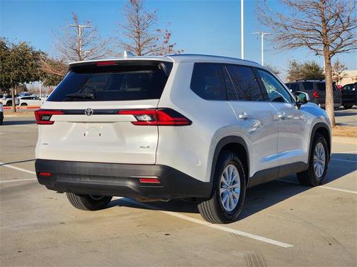 2025 Toyota Grand Highlander XLE