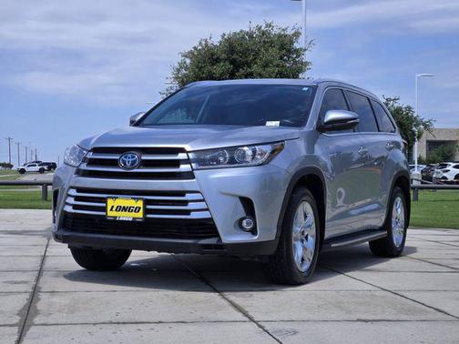 Celestial Silver Metallic 2019 Toyota Highlander Hybrid Limited