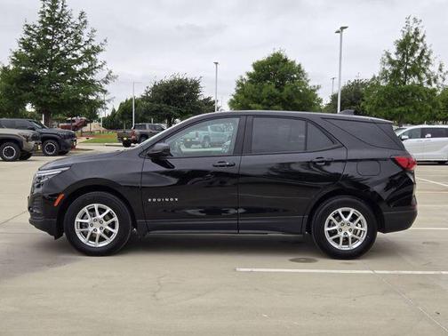 Mosaic Black Metallic 2024 Chevrolet Equinox LS
