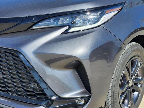 2025 Toyota Sienna XSE 7 Passenger