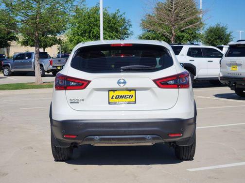 2020 Nissan Rogue Sport S