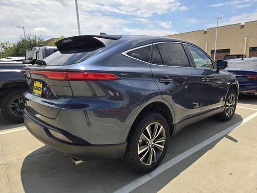 Coastal Gray 2024 Toyota Venza LE