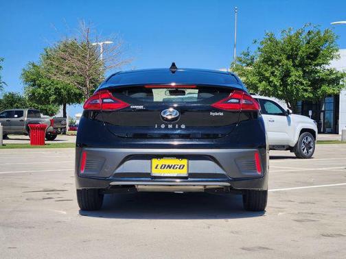 2017 Hyundai IONIQ Hybrid SEL