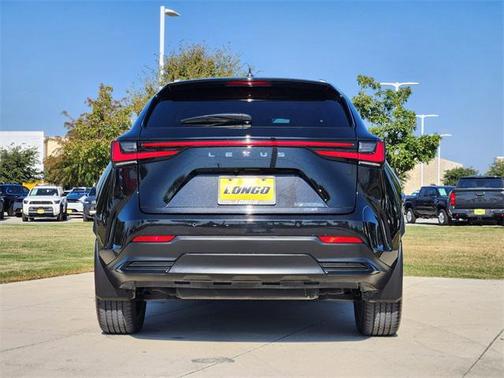 2022 Lexus NX 350h Luxury