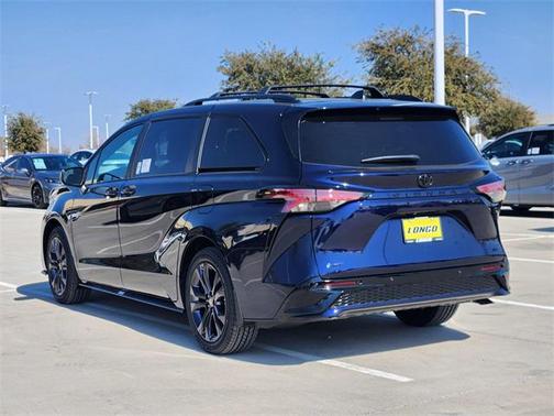 2026 Toyota Sienna XSE 7 Passenger
