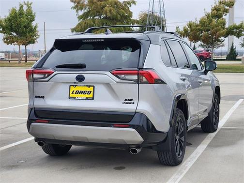 2024 Toyota RAV4 Hybrid SE