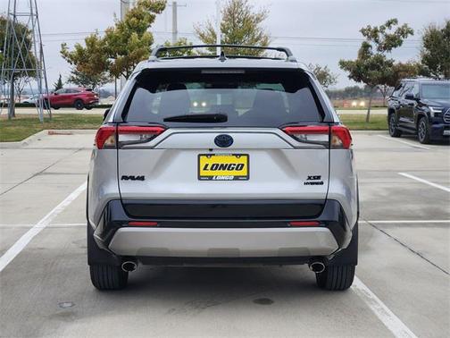 2024 Toyota RAV4 Hybrid SE