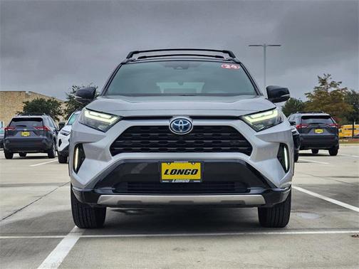 2024 Toyota RAV4 Hybrid SE