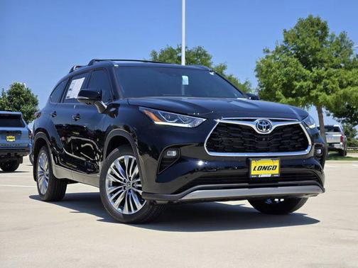 Midnight Black Metallic 2026 Toyota Highlander Hybrid Platinum