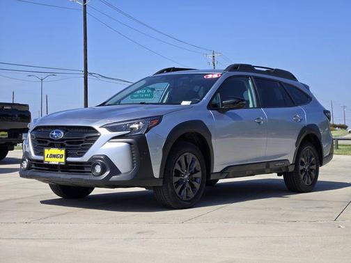 Ice Silver Metallic 2025 Subaru Outback Onyx Edition