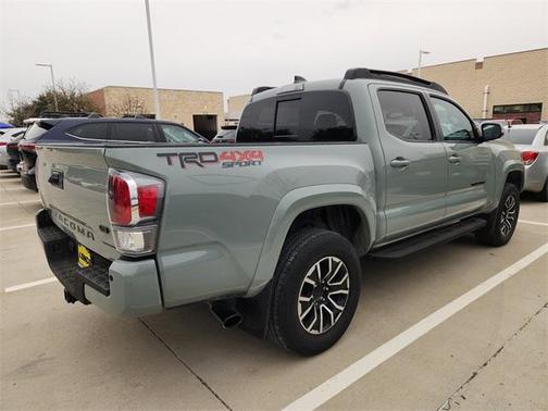 2022 Toyota Tacoma TRD Sport
