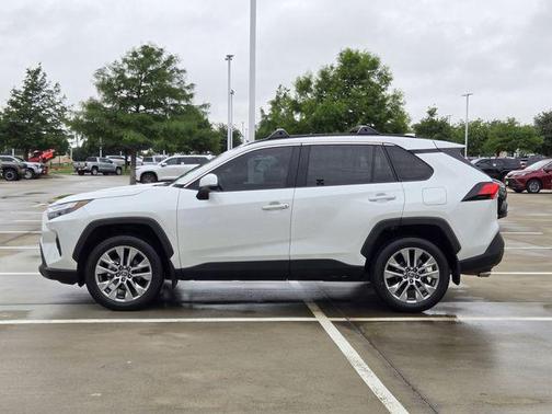 Pearl 2024 Toyota RAV4 XLE Premium