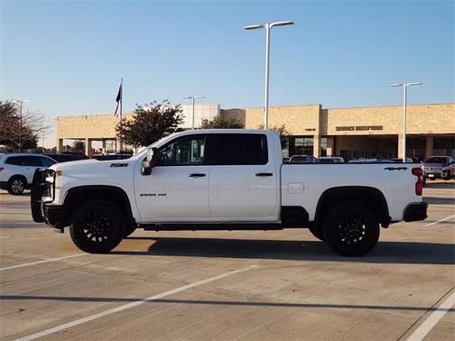 2025 Chevrolet Silverado 2500 Custom