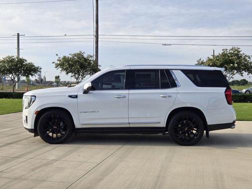 Summit White 2023 GMC Yukon Denali