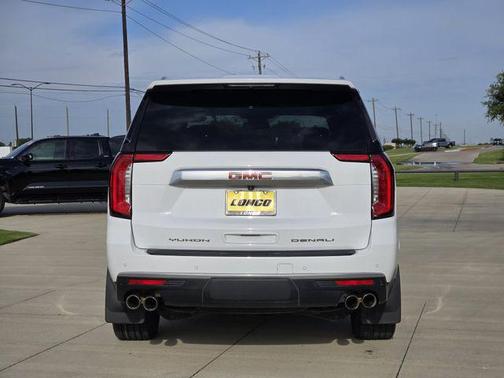 Summit White 2023 GMC Yukon Denali