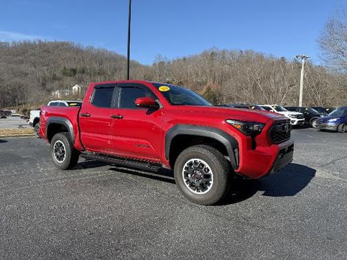 2024 Toyota Tacoma TRD OFF ROAD