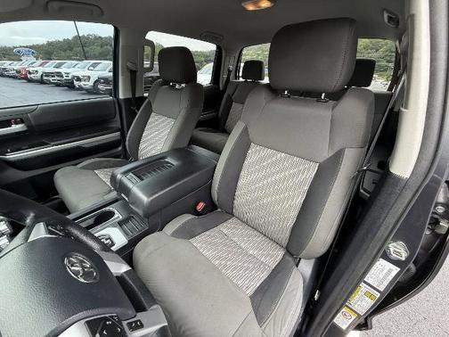 2018 Toyota Tundra SR5