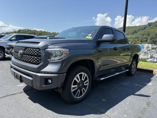 2018 Toyota Tundra SR5