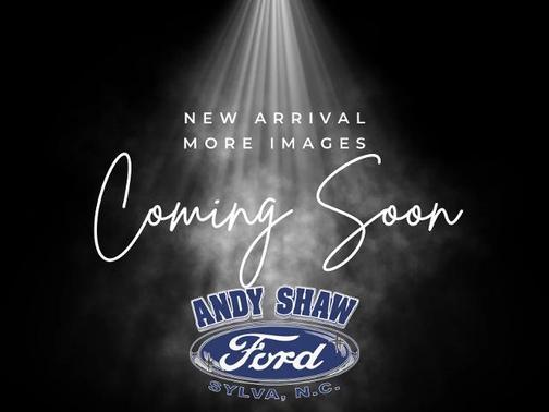 STAR WHITE MET TRI-COAT 2022 Ford Explorer XLT SUV