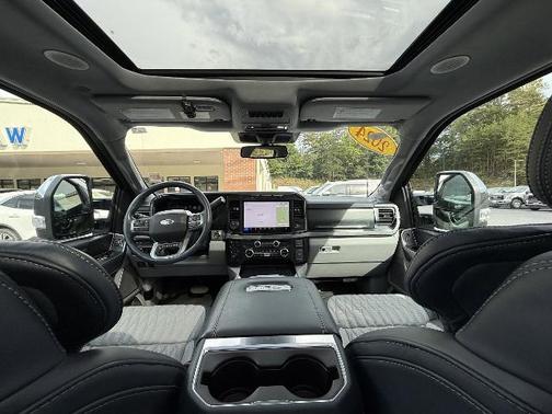 2024 Ford F-350 LIMITED