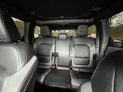 2023 Ford Bronco BLACK DIAMOND